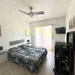 2 Pieces Sur 60m2 Appartement Cavalaire-sur-Mer