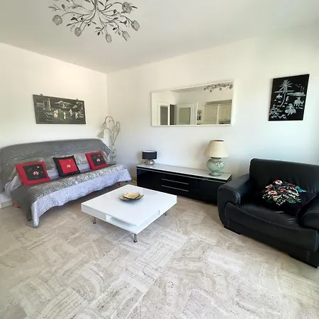 2 Pieces Sur 60m2 *
