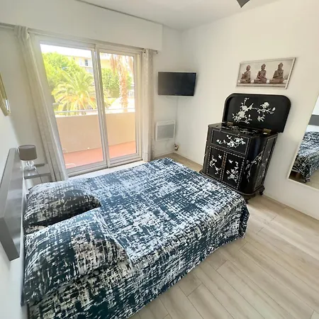 Apartment 2 Pieces Sur 60m2 *