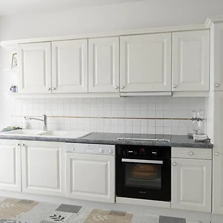 2 Pieces Sur 60m2 Apartment