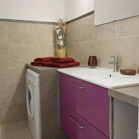 2 Pieces Sur 60m2 Apartment Cavalaire-sur-Mer